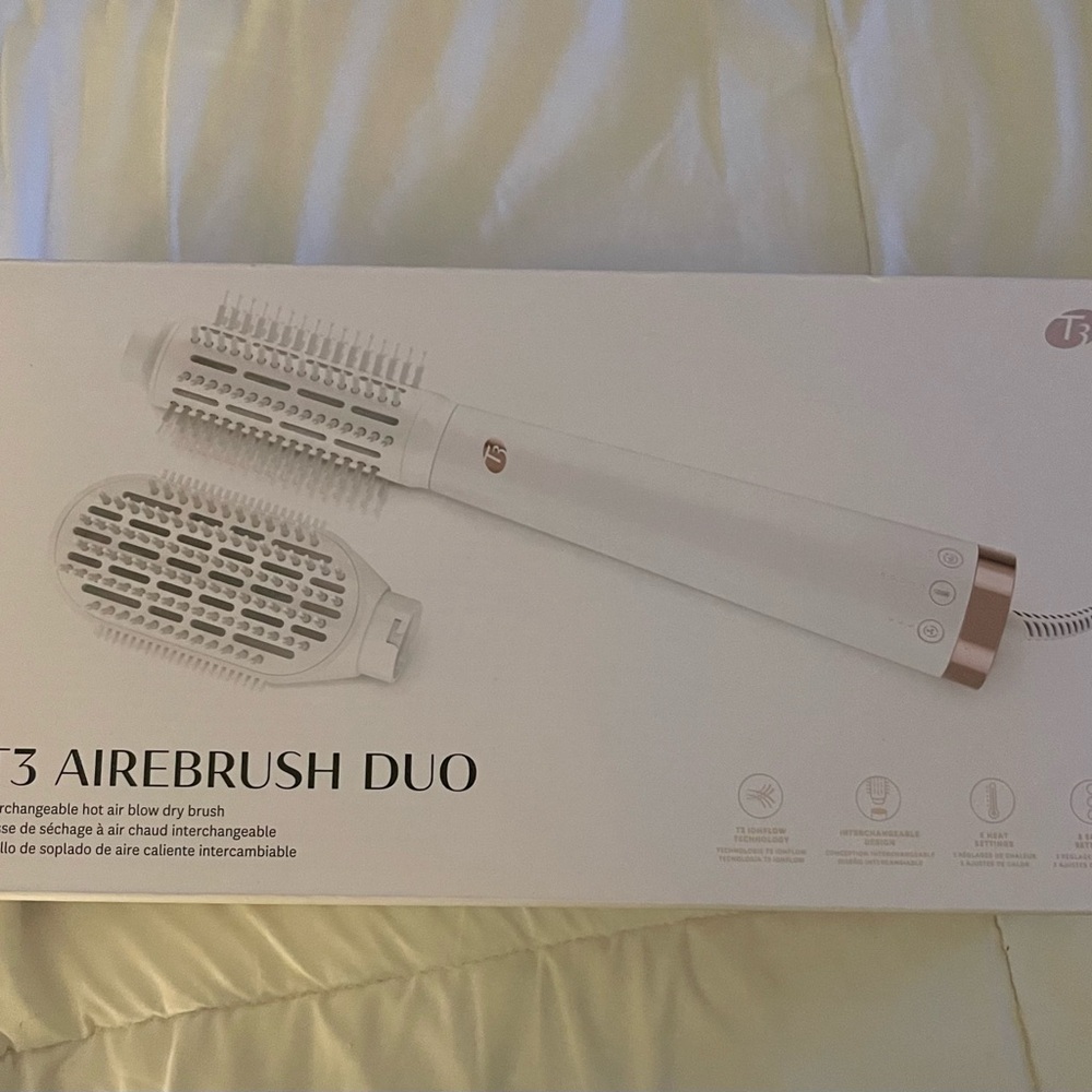 T3 Airebrush Duo Blow Dryer Brush Brand New